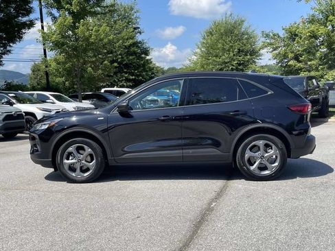 Certified 2025 Ford Escape ST-Line AWD/4WD image 2