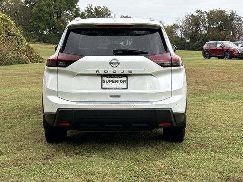 New 2026 Nissan Rogue SV w/ SV Premium Package image 4
