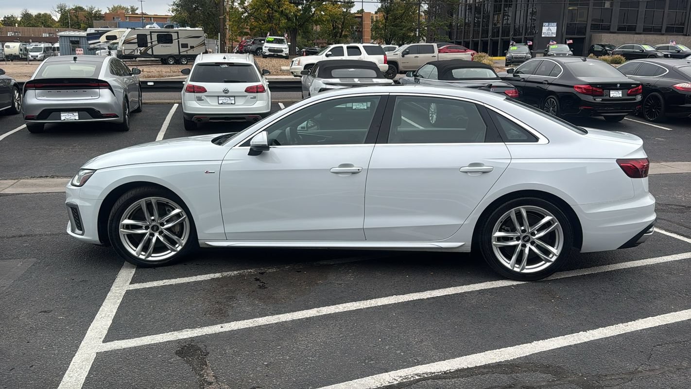 Used 2021 Audi A4 2.0T Premium Plus w/ Premium Plus Package AWD/4WD image 6
