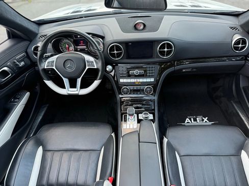 Used 2015 Mercedes-Benz SL 550 image 28
