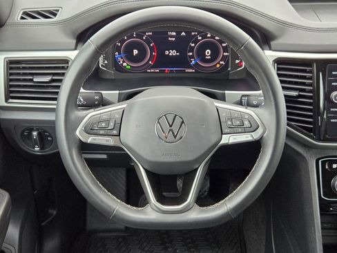 Used 2022 Volkswagen Atlas Cross Sport SEL AWD/4WD image 20