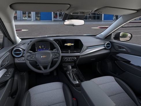 New 2026 Chevrolet Trax LT FWD image 16