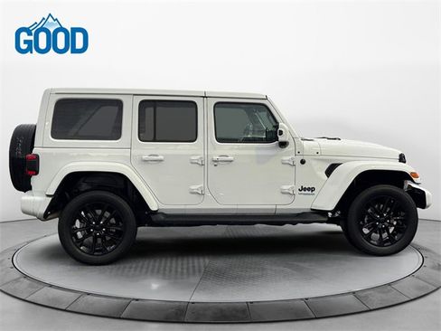 Used 2021 Jeep Wrangler Unlimited Sahara image 6