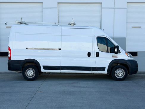 Used 2021 RAM ProMaster 2500 w/ Convenience Group image 6