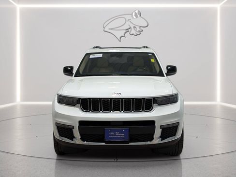 Used 2021 Jeep Grand Cherokee L Limited AWD/4WD image 8