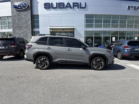 Used 2025 Subaru Forester Limited w/ Protection Package (1PH) image 9