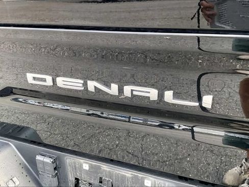 Used 2025 GMC Sierra 1500 Denali w/ Denali Reserve Package AWD/4WD image 22