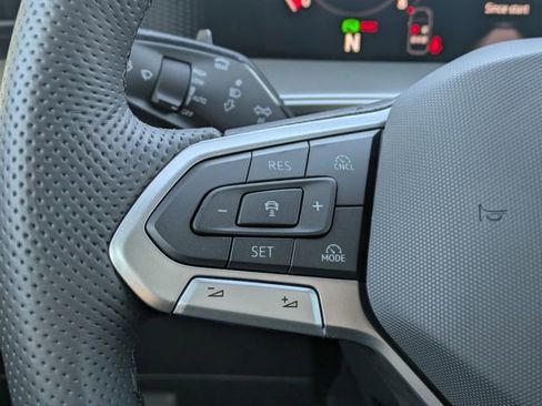 New 2026 Volkswagen Tiguan SE R-Line image 30