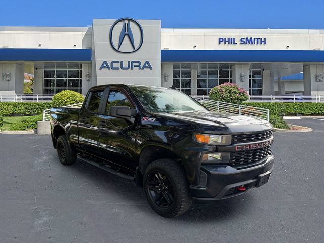 Used 2019 Chevrolet Silverado 1500 Custom Trail Boss w/ Custom Convenience Package AWD/4WD image 4