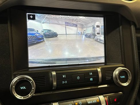 Used 2019 Ford Mustang GT Premium RWD image 29