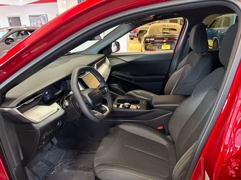 New 2026 Jeep Cherokee Laredo image 11