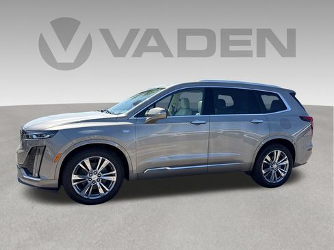 Used 2023 Cadillac XT6 Premium Luxury FWD image 19