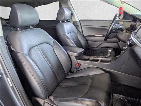 Used 2020 Kia Optima SE FWD image 20