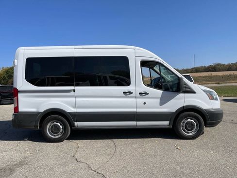 Used 2016 Ford Transit 150 XL image 8
