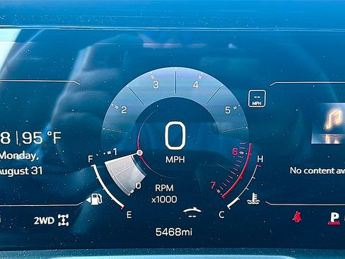 New 2026 GMC Acadia AT4 w/ Super Cruise Package AWD/4WD image 19