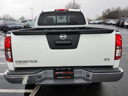 Used 2016 Nissan Frontier SV image 13