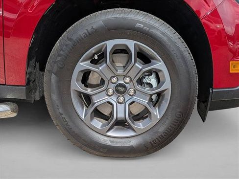 Used 2025 Ford Maverick XLT w/ Equipment Group 302A AWD/4WD image 20