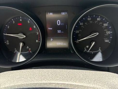 Used 2020 Toyota C-HR LE FWD image 4