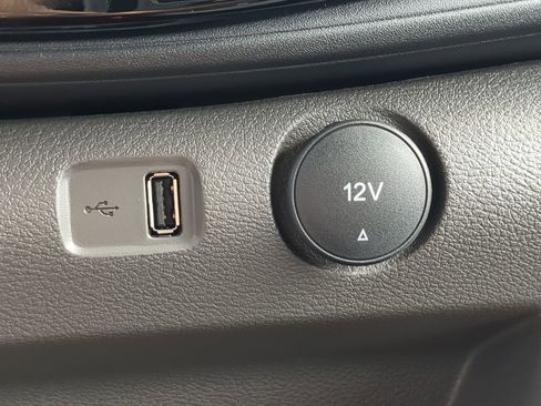 Used 2024 Ford Transit 350 XLT image 20