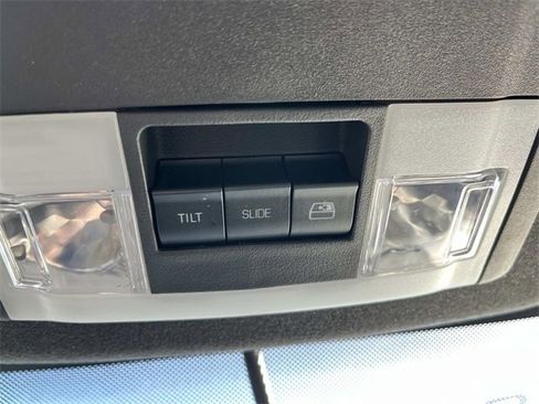 Used 2016 Ford F350 Lariat w/ Lariat Ultimate Package image 36