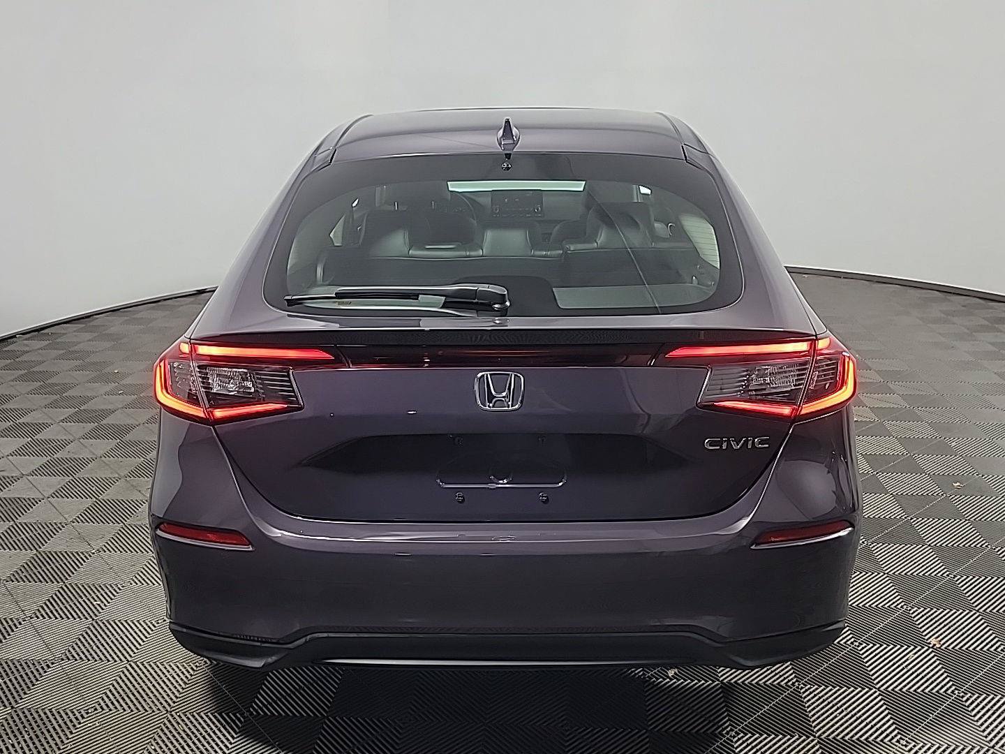 Certified 2024 Honda Civic EX-L image 6