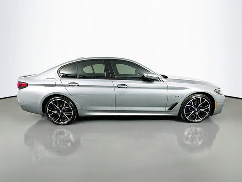Certified 2023 BMW 530e w/ M Sport Package image 4