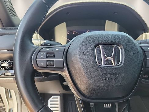 Used 2023 Honda Accord Sport image 18