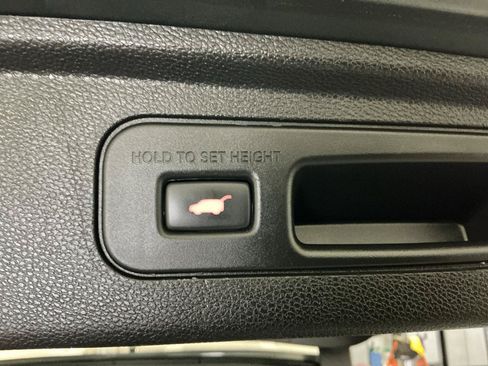 Used 2018 Honda Odyssey Elite image 18