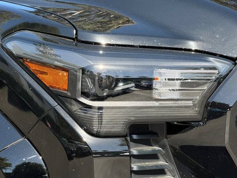 New 2026 Toyota Tacoma SR5 AWD/4WD image 31