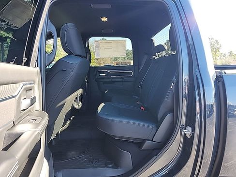 New 2026 RAM 2500 Big Horn AWD/4WD image 33