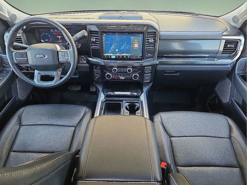 Used 2024 Ford F250 Lariat w/ Black Appearance Package image 12