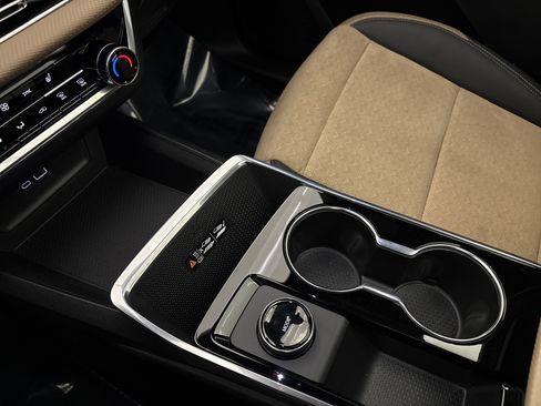 Used 2026 Chevrolet Equinox ACTIV w/ Safety and Technology Package image 22