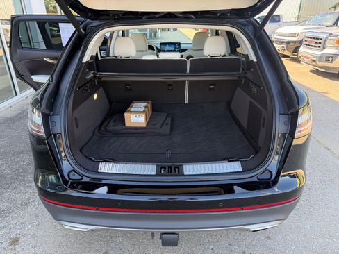 Used 2022 Lincoln Nautilus Black Label w/ Class II Trailer Tow Package image 13