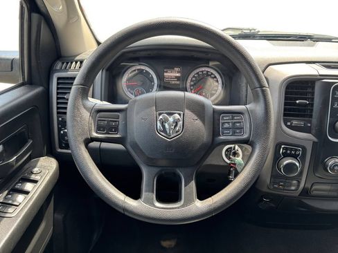Used 2019 RAM 1500 Express AWD/4WD image 11