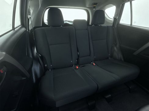 Used 2017 Toyota RAV4 LE w/ All Weather Liner Package image 40