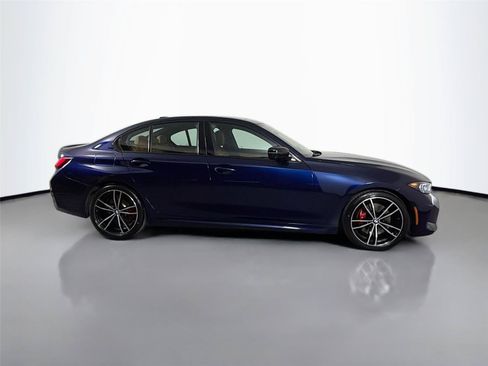 Certified 2023 BMW 330i Sedan w/ M Sport Package RWD image 4