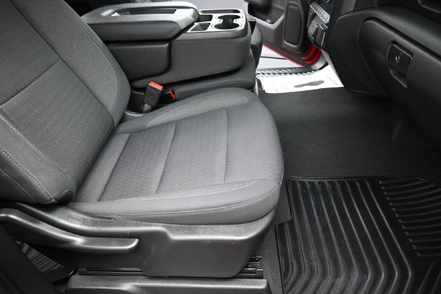 Used 2023 Chevrolet Silverado 1500 Custom Trail Boss w/ LPO, Dark Essentials Package AWD/4WD image 31