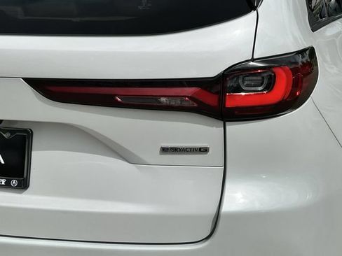Used 2024 MAZDA CX-90 3.3 Turbo w/ Preferred Package AWD/4WD image 8