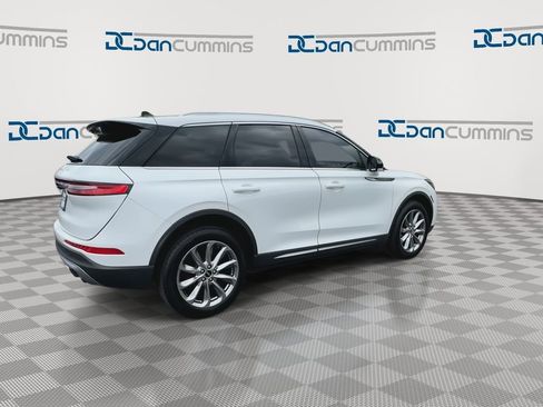 Used 2020 Lincoln Corsair AWD image 9