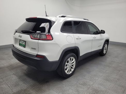 Used 2020 Jeep Cherokee Latitude FWD image 9
