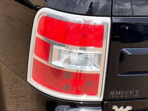 Used 2019 Ford Flex SE FWD image 29