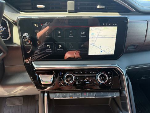 New 2026 GMC Sierra 2500 Denali Ultimate AWD/4WD image 19