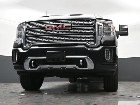 Used 2023 GMC Sierra 2500 Denali w/ Denali Black Diamond Edition AWD/4WD image 30