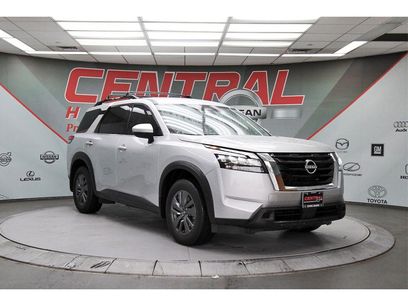 Certified 2024 Nissan Pathfinder SV