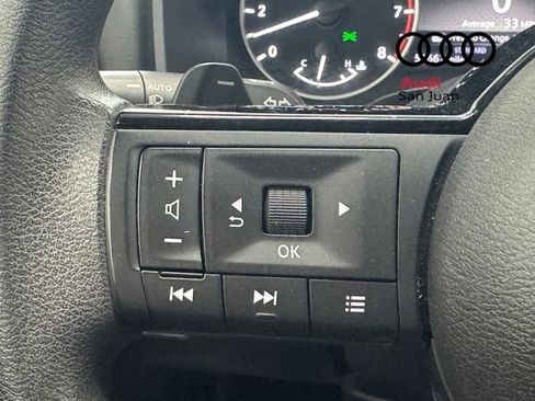 Used 2023 Nissan Rogue SV image 19