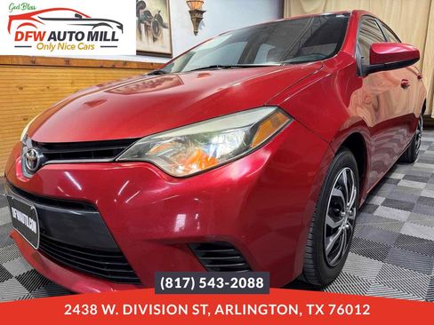 Used 2015 Toyota Corolla LE image 1