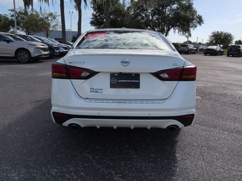 Certified 2022 Nissan Altima 2.5 SL FWD image 5