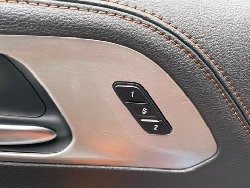 New 2026 Chrysler Pacifica Pinnacle image 13