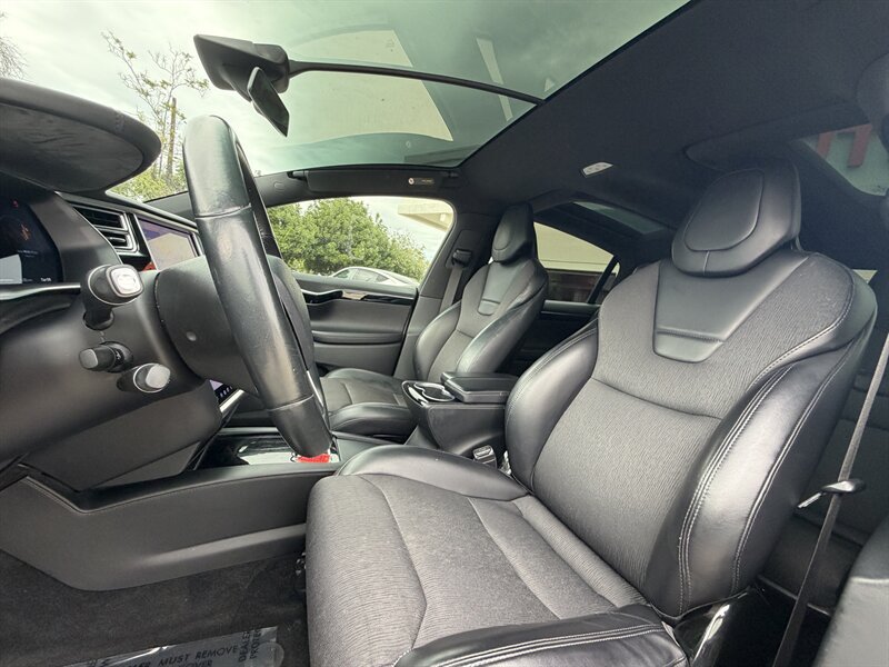 Used 2016 Tesla Model X 90D AWD/4WD image 6
