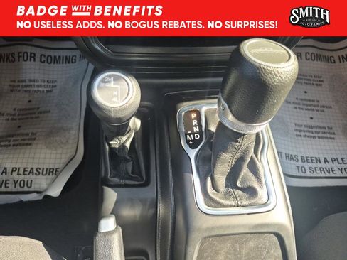 Used 2023 Jeep Gladiator Sport AWD/4WD image 22